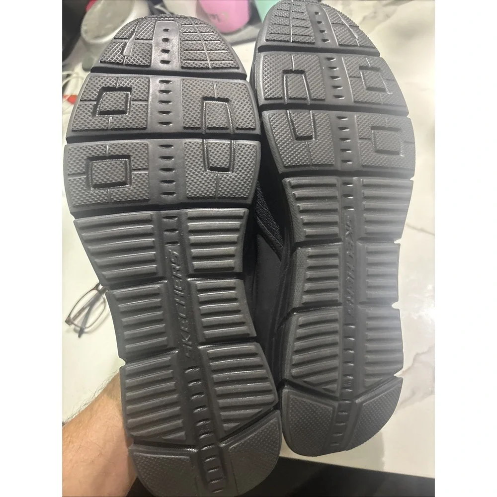 skechers equalizer Extra Wide Fit Slip On Size 13